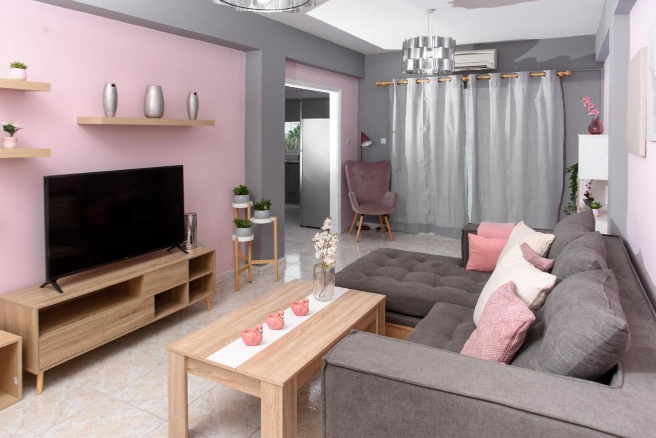 Callisto 3 Bedroom Apartment Larnaca Dış mekan fotoğraf