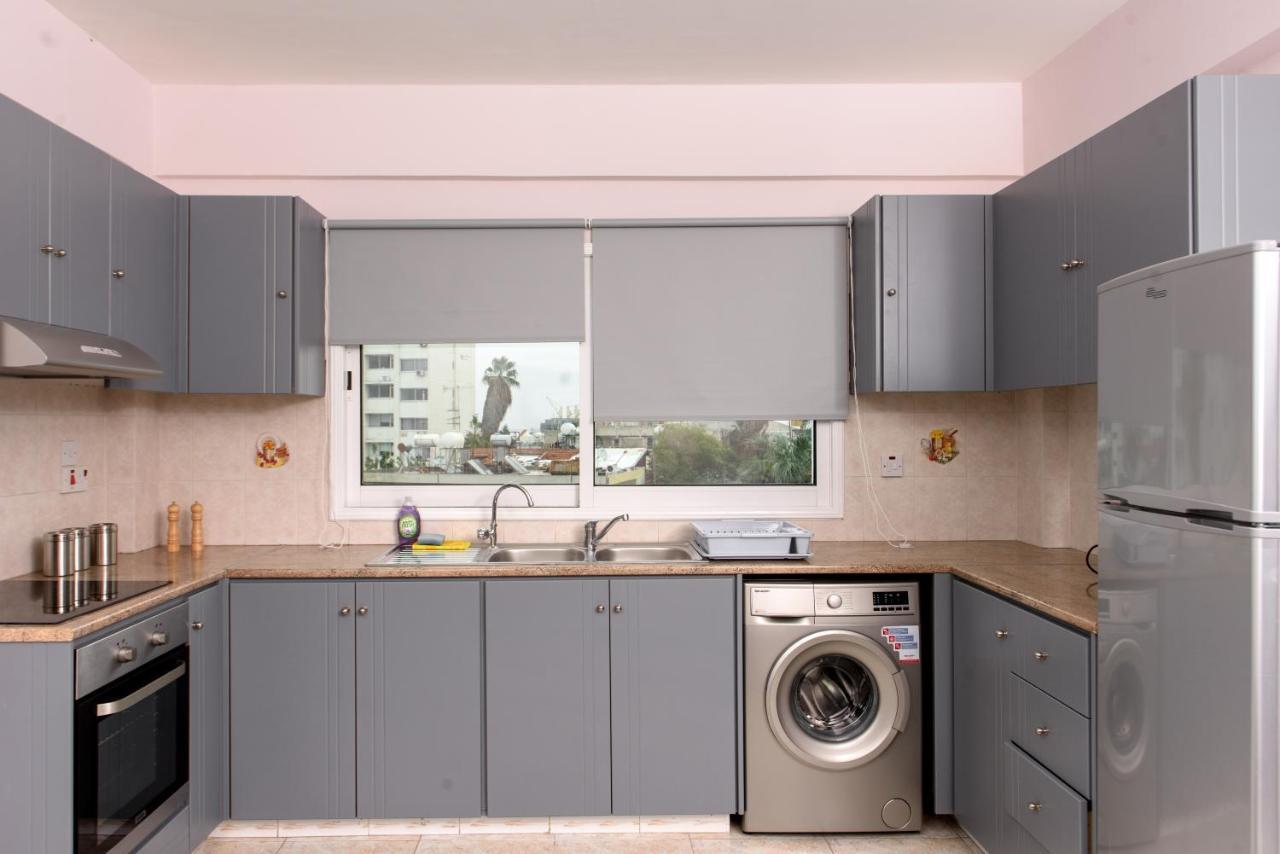 Callisto 3 Bedroom Apartment Larnaca Dış mekan fotoğraf