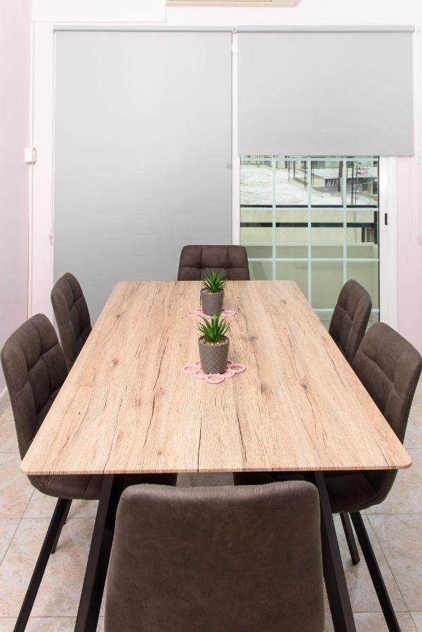 Callisto 3 Bedroom Apartment Larnaca Dış mekan fotoğraf